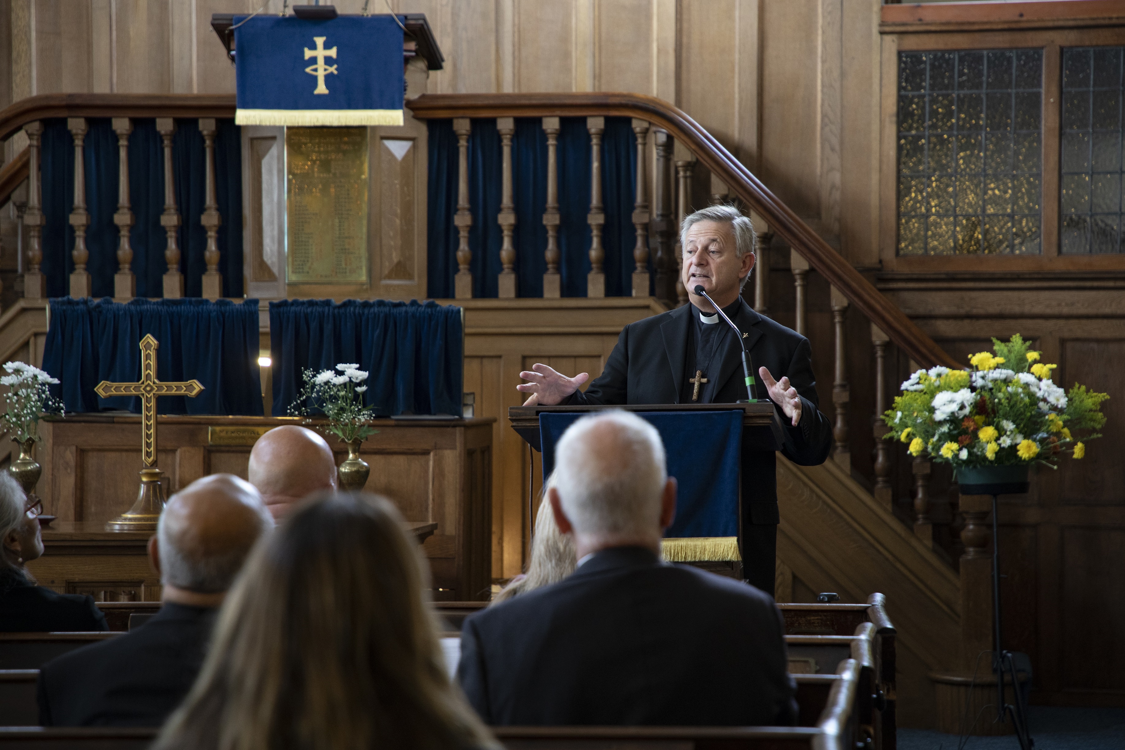 Reverend Doctor Peter Stevenson addresses the congregation